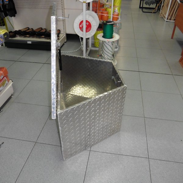 CAJON DE HERRAMIENTA ALUMINIO TRIANGULAR - Imagen 4