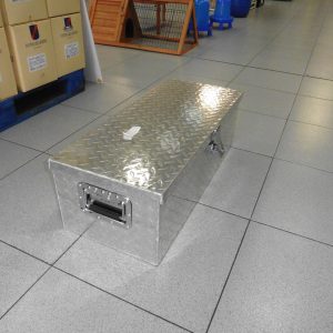 CAJON DE HERRAMIENTA ALUMINIO RECTANGULAR PEQUEÑO