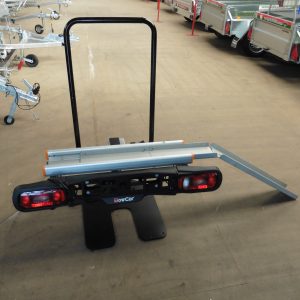 TOW CAR RACING