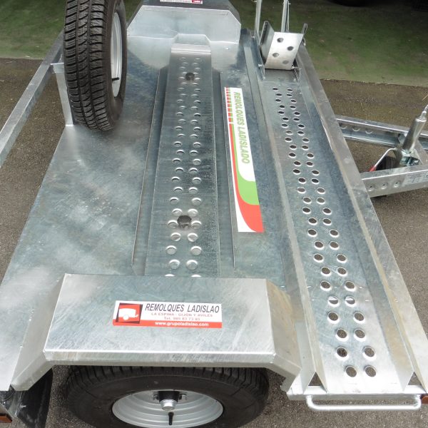 REMOLQUE PORTAMOTO TRANSVERSAL R 10-21.50 M1T - Imagen 10