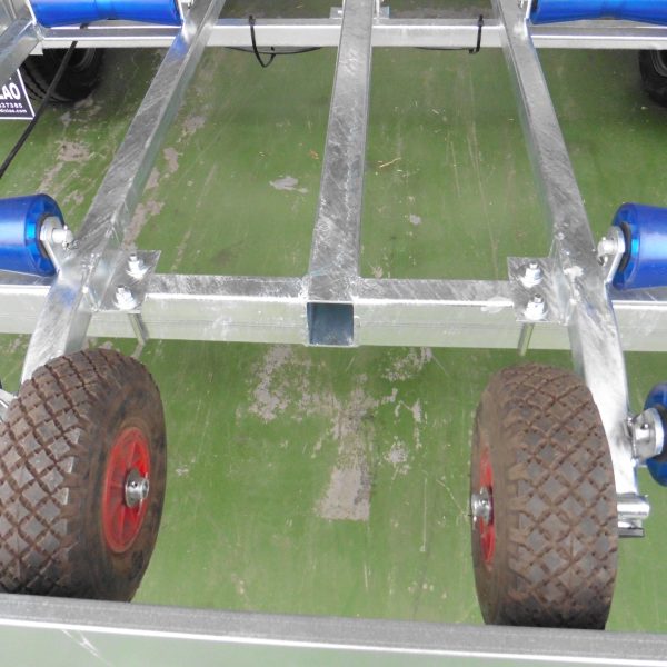 REMOLQUE NAUTICO PARA CATAMARAN - Imagen 3